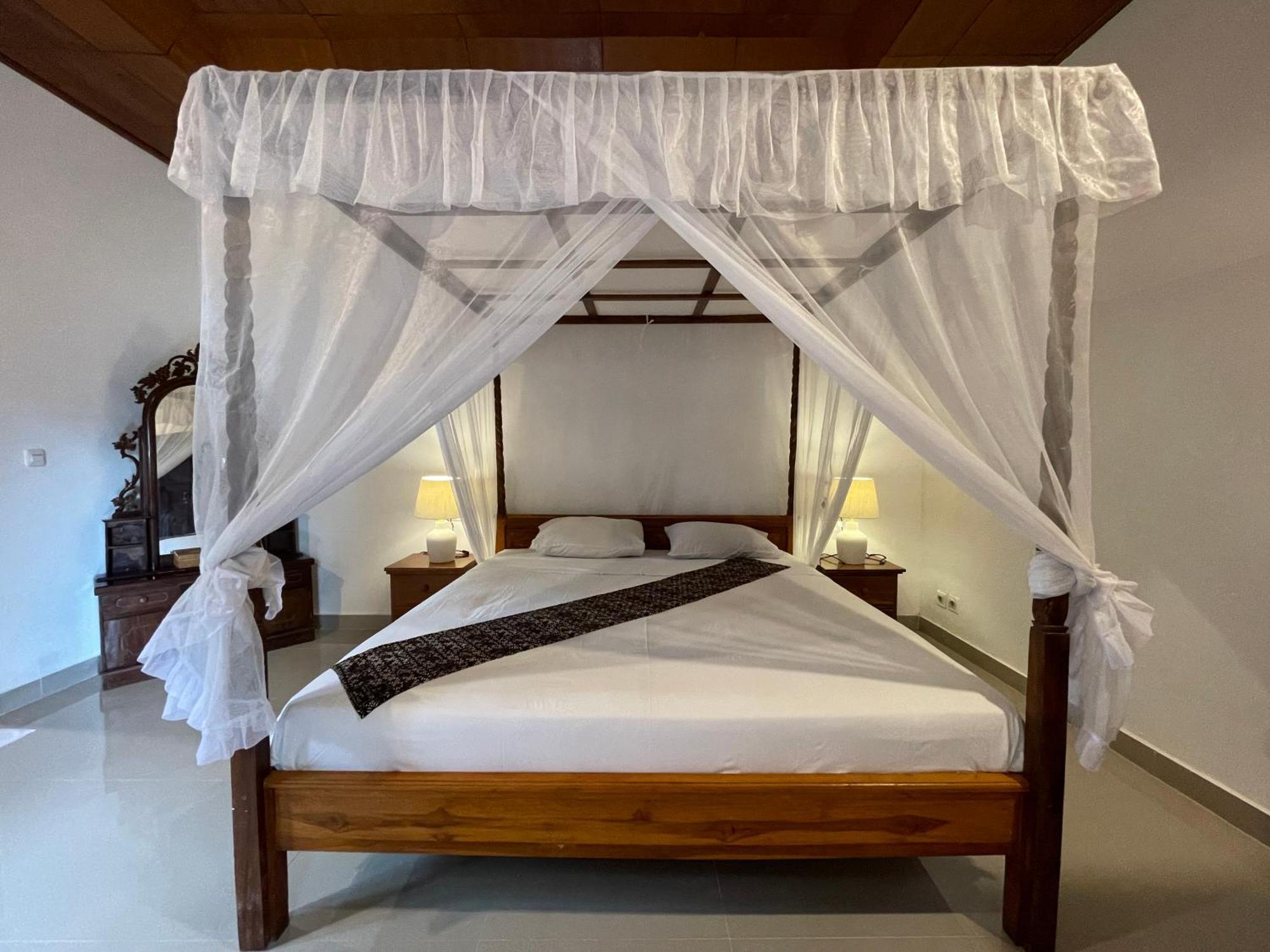 Kubu Elsa Bali Hotel Lovina Szoba fotó