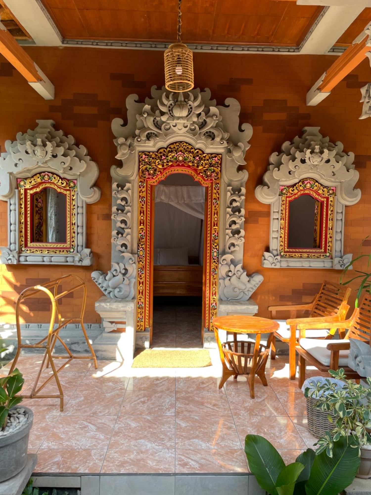 Kubu Elsa Bali Hotel Lovina Szoba fotó