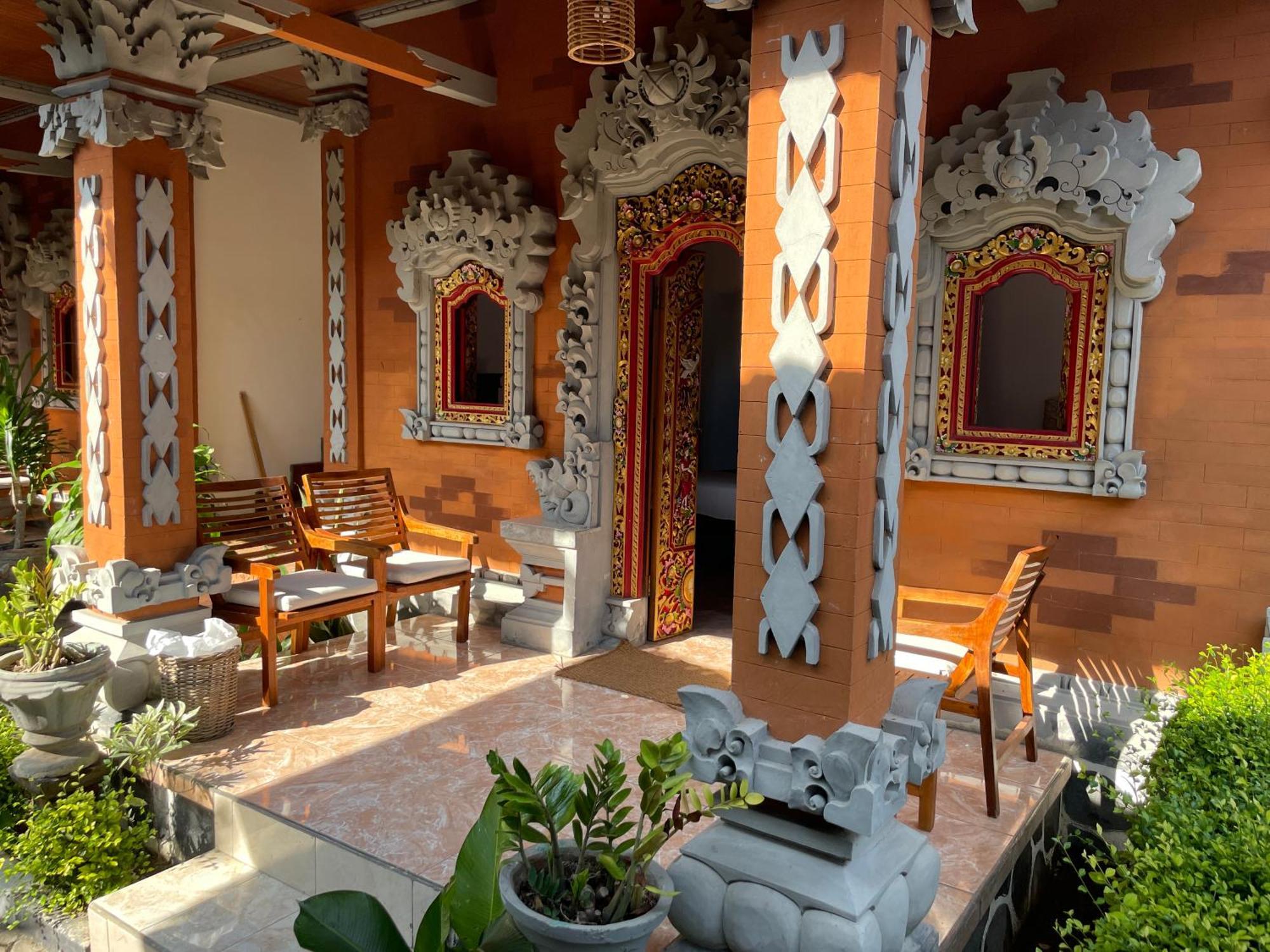 Kubu Elsa Bali Hotel Lovina Szoba fotó