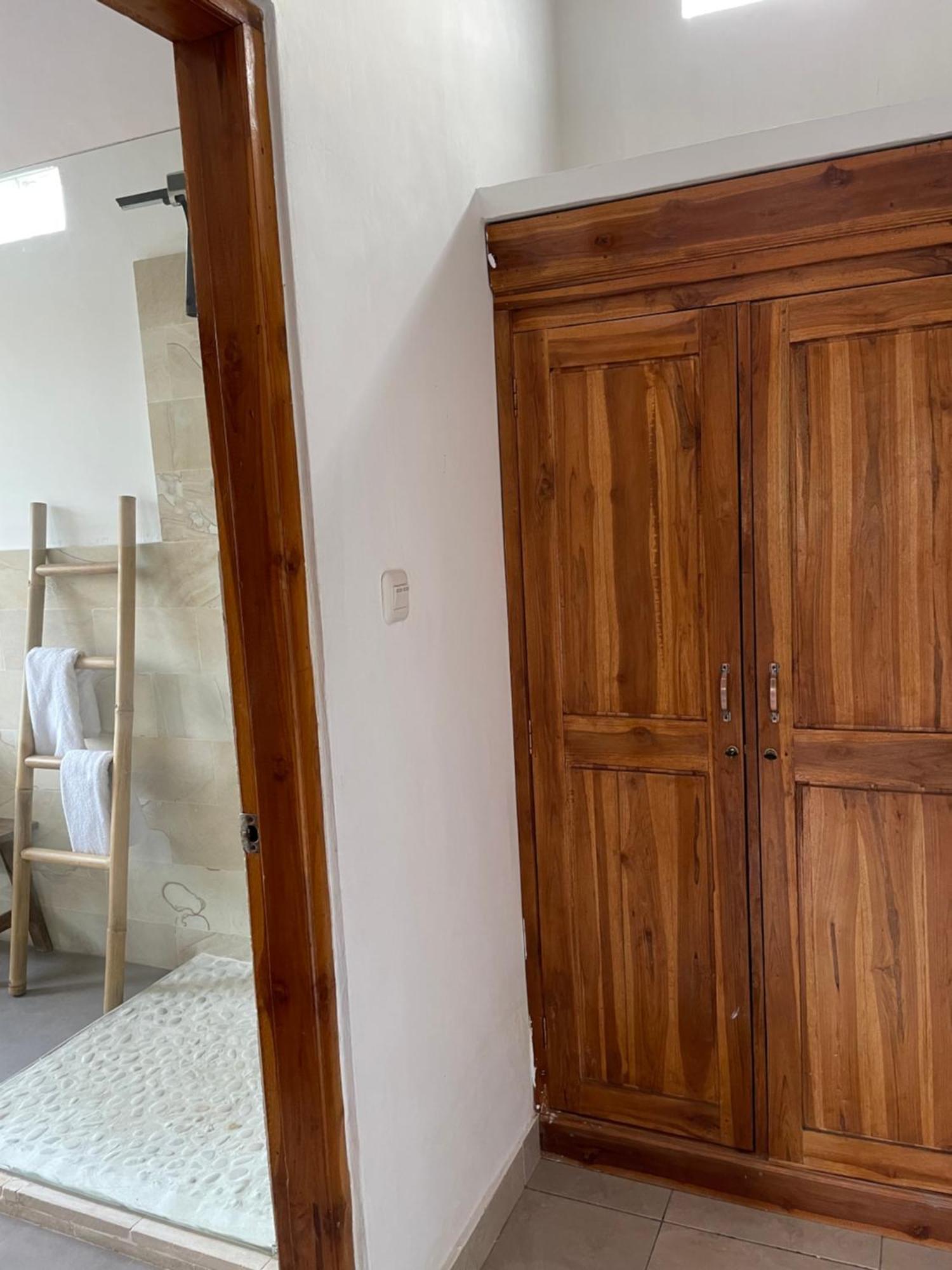Kubu Elsa Bali Hotel Lovina Szoba fotó